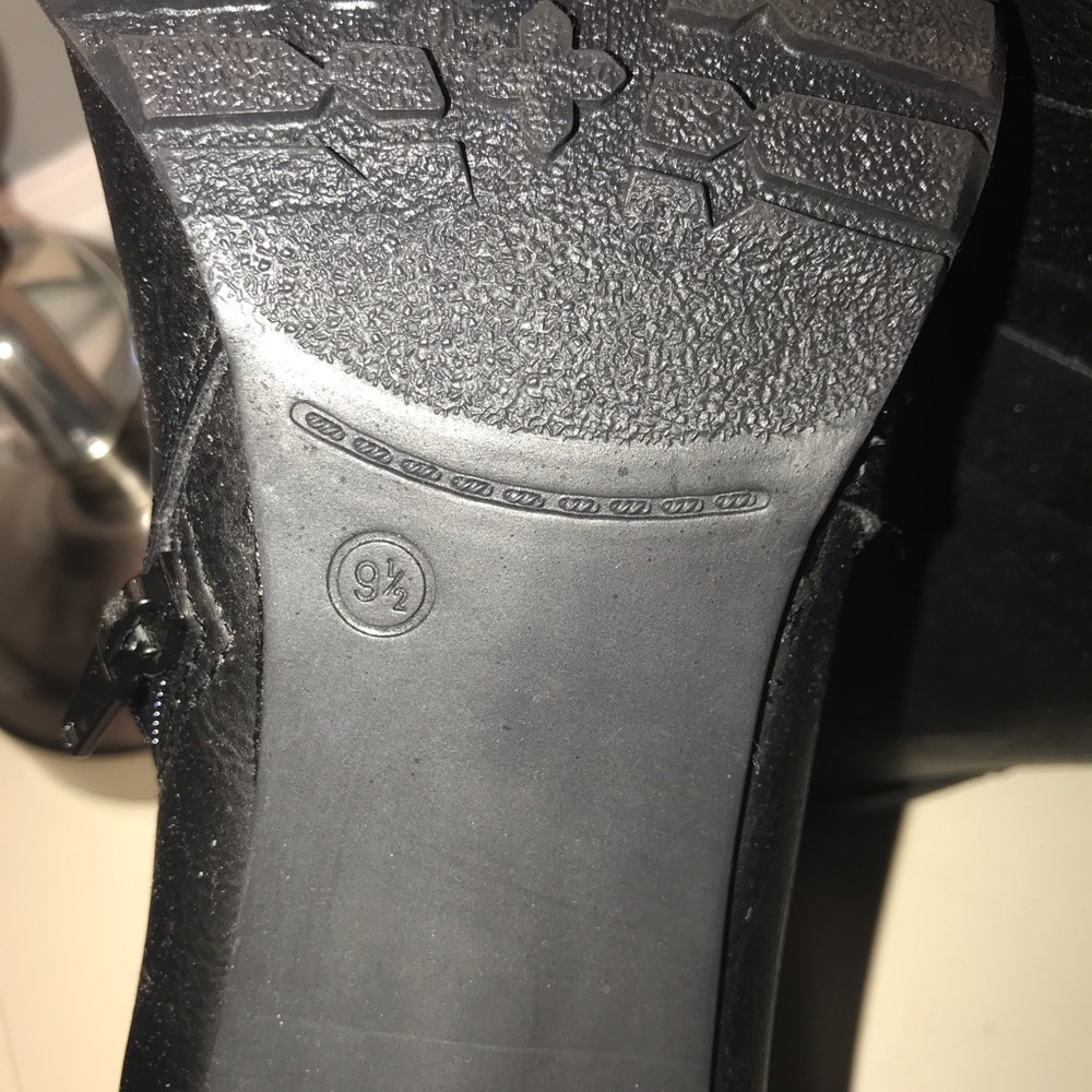 Boot - Picture 7 of 7